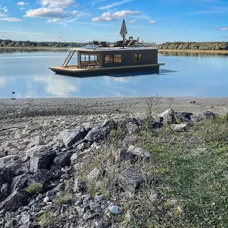 Bateau Panoramique Sans Permis Du Der - Eclaron بوتيل Sainte-Liviere